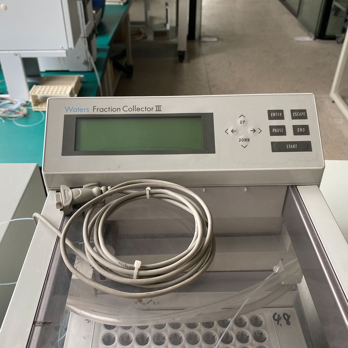 Waters 2545 HPLC 004.jpg